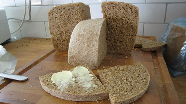 File:Upplandskubb (Uppland bread).jpg