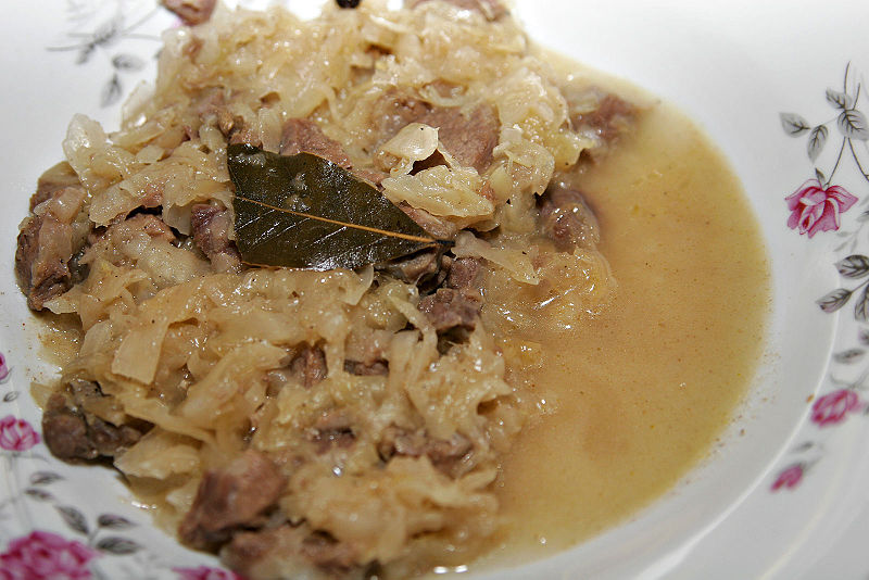 File:Bigos (Cabbage and meat stew) recipe.jpg