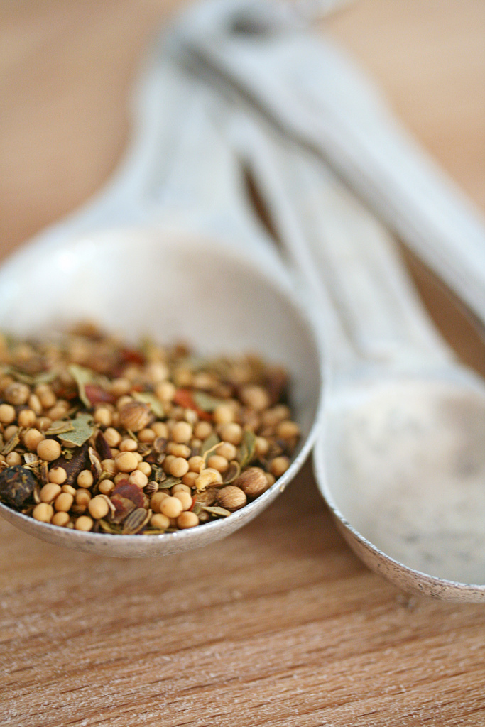 English pickling spice mixture