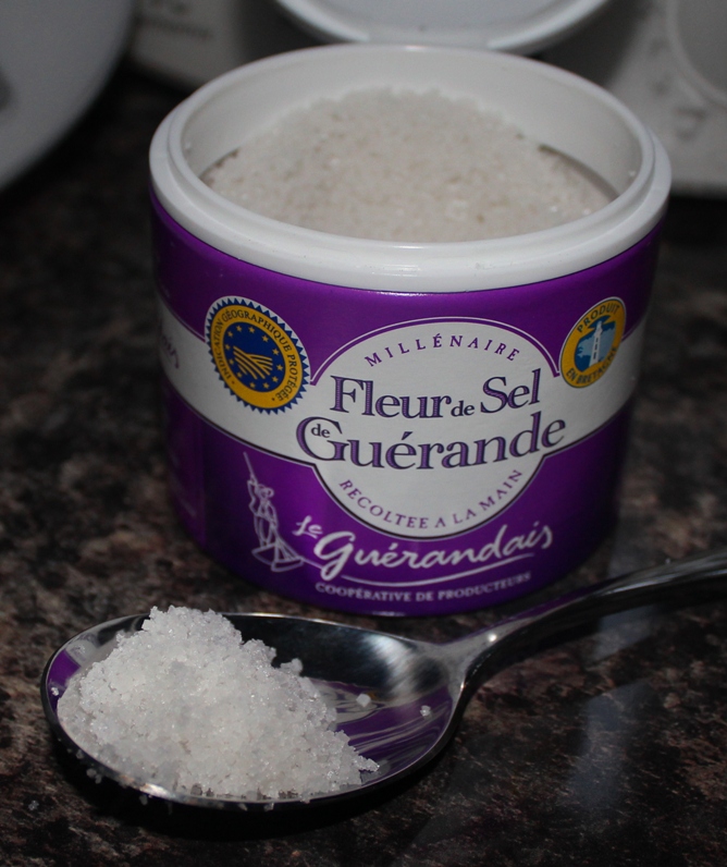 Sel de Guérande-Fleur de sel de Guérande (Guérande salt).jpg. Sel de Guérande-Fleur de sel de Guérande (Guérande salt).jpg.