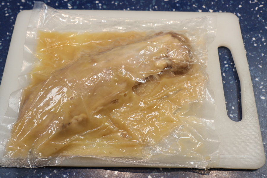 Pork fillet marinated in apple sauce.jpg.