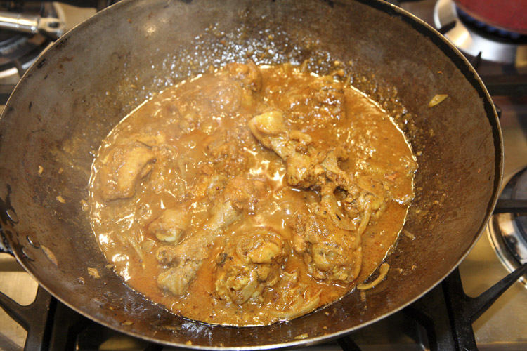 Chicken vindaloo cooked.jpg. Chicken vindaloo cooked.jpg.