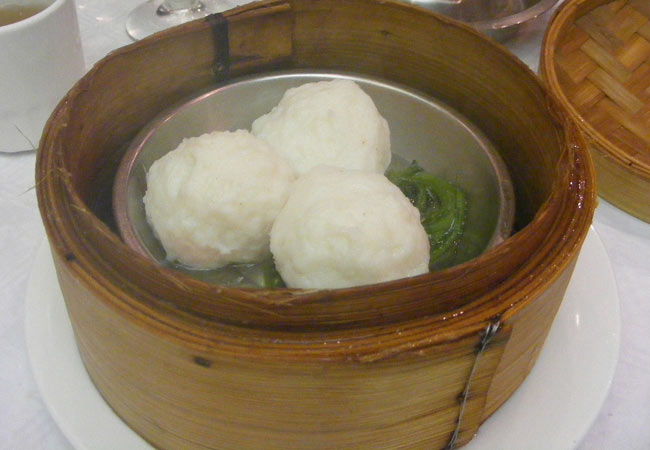 Steamed prawn balls