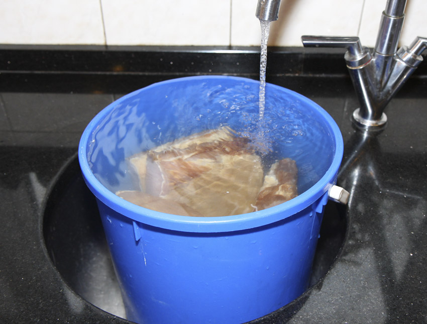 Rinse under cold water.jpg.