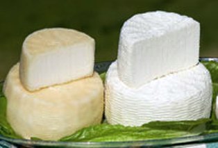 Caciotta vaccina frentana cheese.jpg.