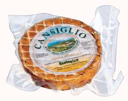 Ricotta affumicata del Cansiglio.jpg. Ricotta affumicata del Cansiglio.jpg.