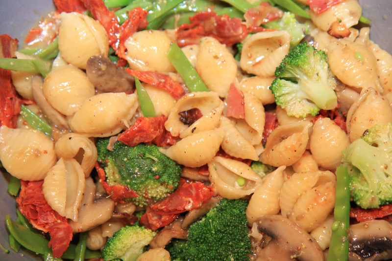 Ham and conchiglie salad recipe.jpg.