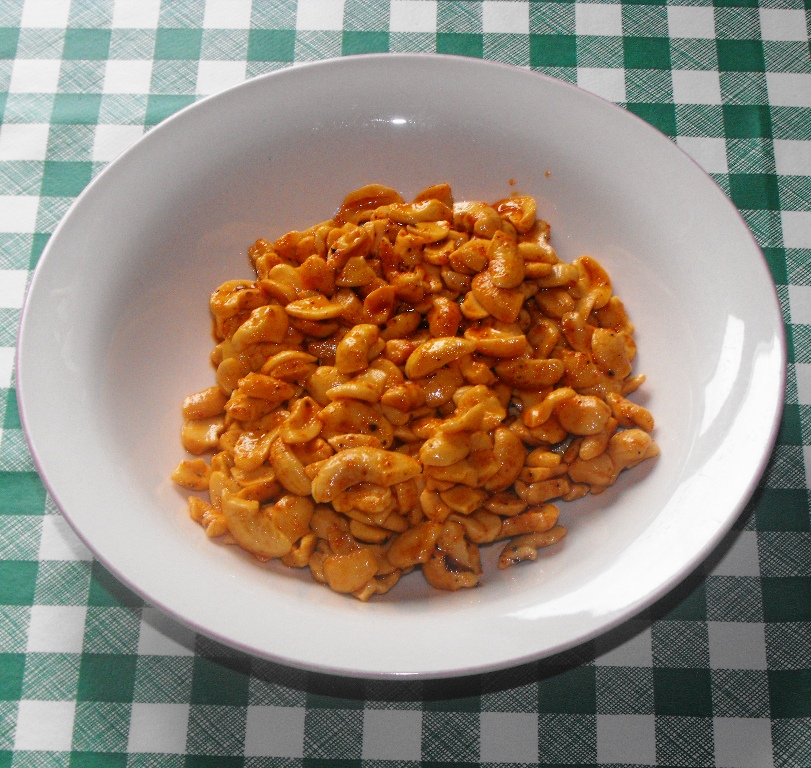 Savoury cashew nuts.jpg.