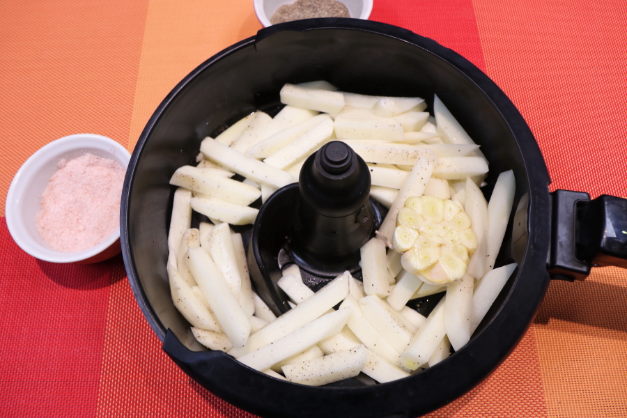 Air fried garlic French fries ready to cook.jpg. Air fried garlic French fries ready to cook.jpg.