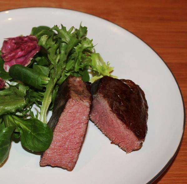 Small fillet steak, cooked sous vide.jpg.