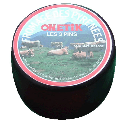 Tomme des Pyrenees pur vache cheese.jpg.