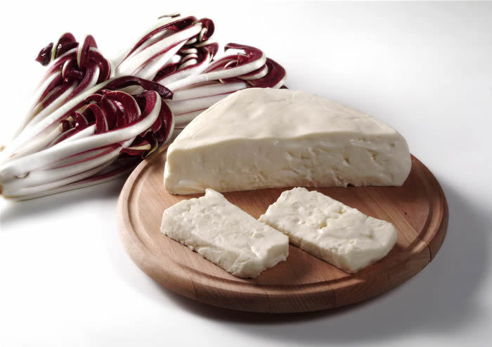 Casatella Trevigiana cheese.jpg.