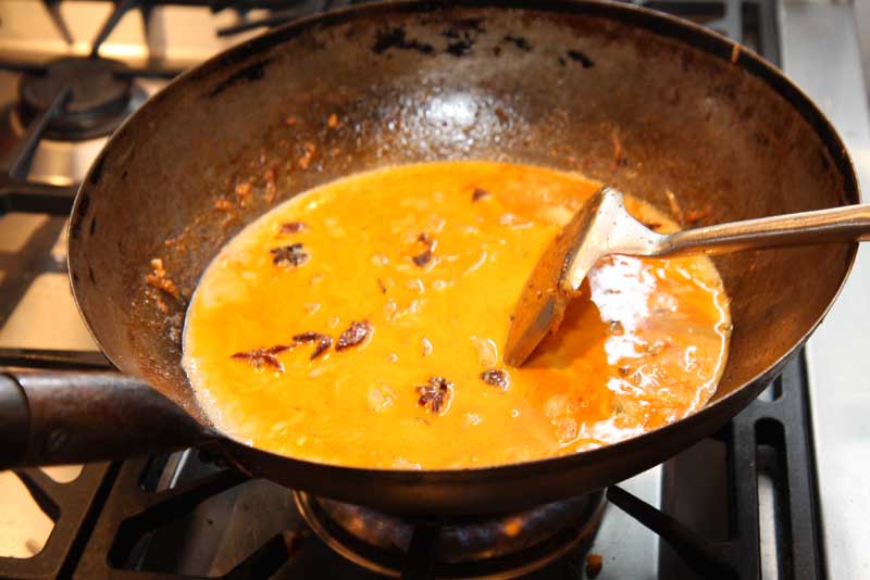 Vietnamese-style spicy prawns coconut.jpg.