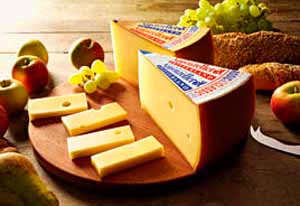 Cheeses Of Switzerland Swiss Cheese Wiki Pictures And Notes Cheeses Of Switzerland Swiss Cheese Wiki Pictures And Notes