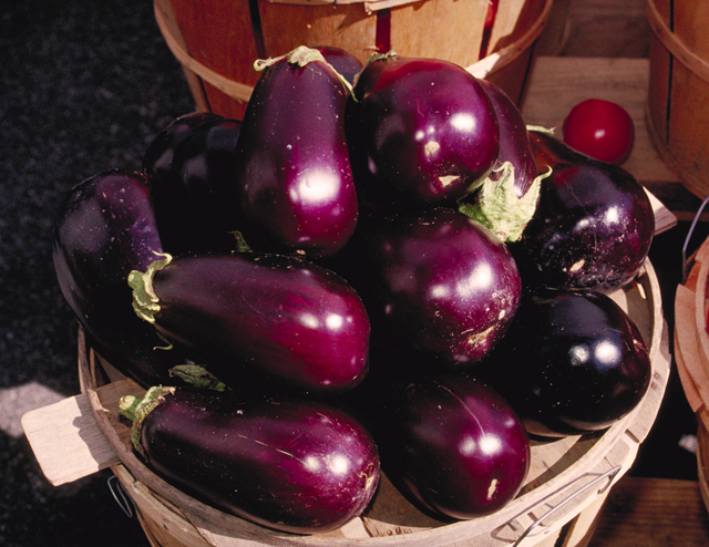 Haiver ot patladzani i sirene (Aubergine and cheese salad)