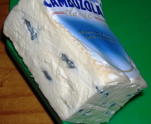 Cambozola cheese.jpg. Cambozola cheese.jpg.