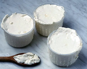 Tomino di Sordevolo cheese.jpg.