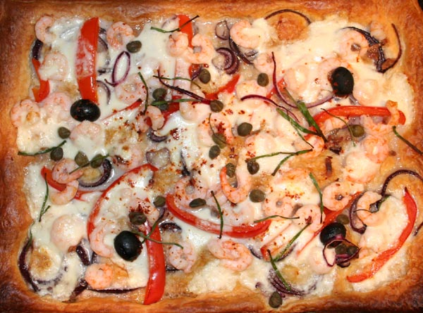 Prawn puff pastry pizza