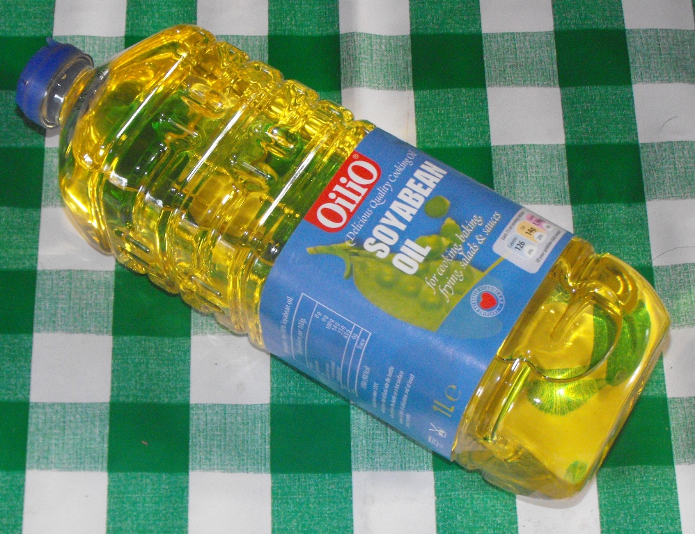 Soyabean oil.jpg. Soyabean oil.jpg.