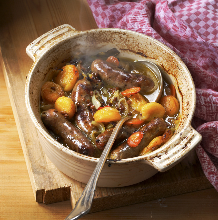 Fruity sausage and lentil hotpot (GF)