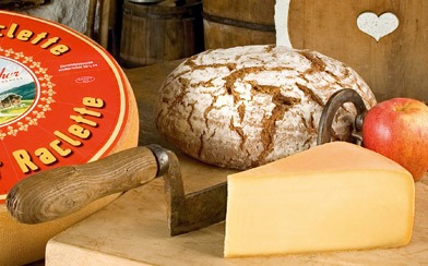 Der Osterreicher – Tyroler Raclette cheese.jpg.