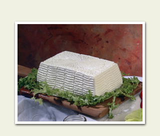 Giuncata cheese.jpg. Giuncata cheese.jpg.