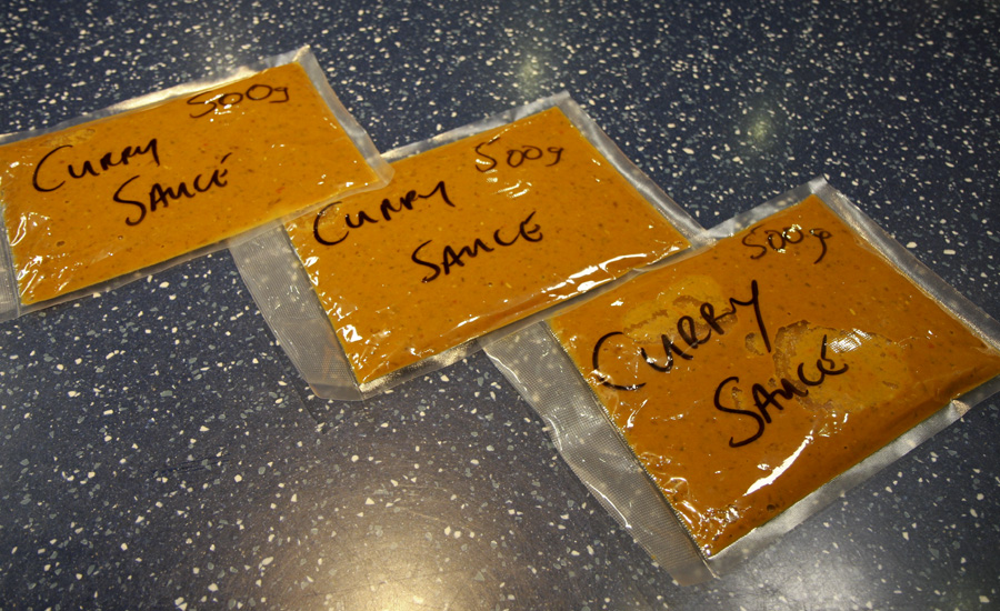 Indian Curry Sauce 3 Vac-sealed bags.jpg.