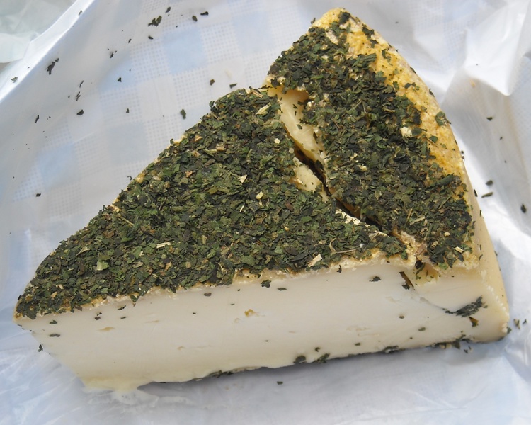 May Hill Green (wedge).jpg.