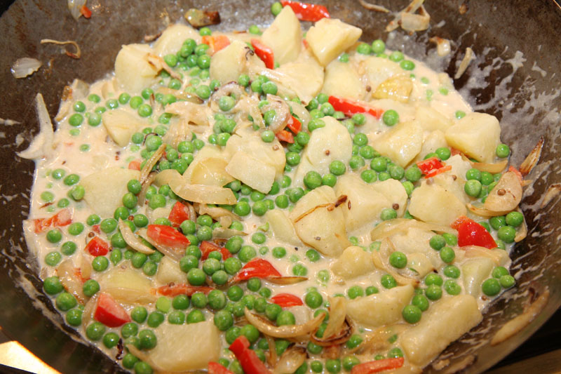 Pea and potato curry recipe.jpg. Pea and potato curry recipe.jpg.