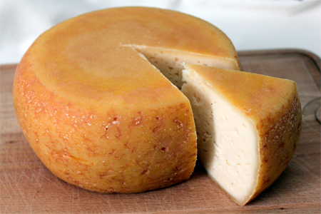 Mosoni Csemege cheese.jpg.