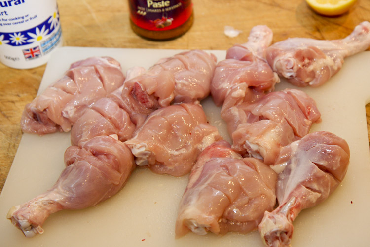 Chicken tikka (cheat) cut slashes.jpg.