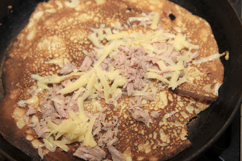 Tuna and cheese pancakes ingredients.jpg.
