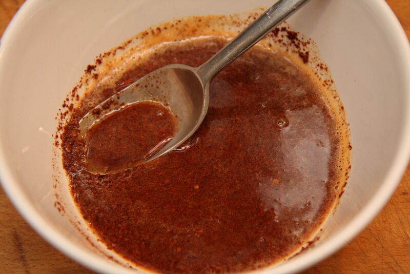File:Crushed chilli flakes mixed with water.jpg