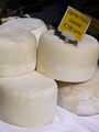 Caprino fresco cheese.jpg