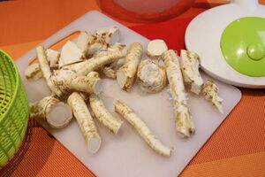 Cleaned and trimmed horseradish root pieces from our dyke