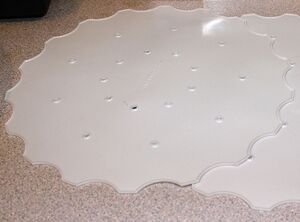 https://www.cookipedia.co.uk/wiki/images/thumb/2/2e/Silicone_dehydrating_mats.jpg/300px-Silicone_dehydrating_mats.jpg
