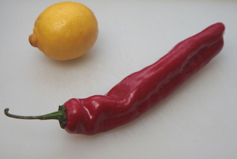 File:Sweet red banana pepper.jpg