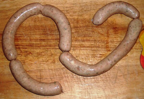 Basic sausages recipe British recipes from The cook's Wiki