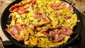 Flæskeæggekage (Bacon omelette)