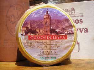Queso de Leyva. This and the following photographs are courtesy of Orce Serrano Hams
