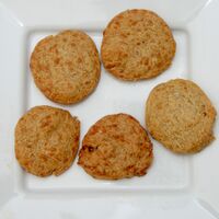 Crisp Cheese and Chili Snaps