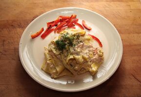 Pasta with smoked salmon and fennel seed