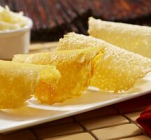 Solid crispy cheese wafers