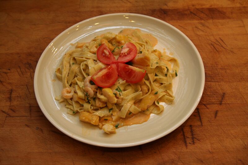File:Basa and prawn tagliatelle recipe (simple).jpg