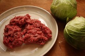 Finished mince with two baby cabbages