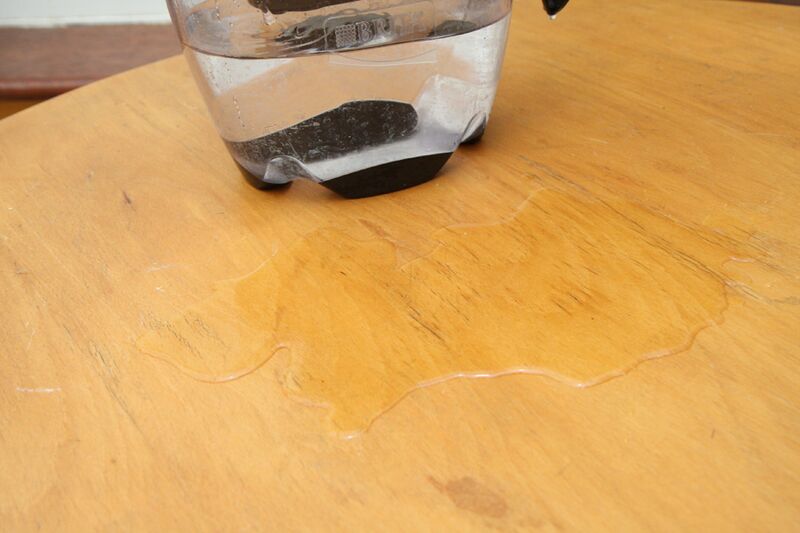 File:Dripping Brita Water Filter Jug Puddle.jpg