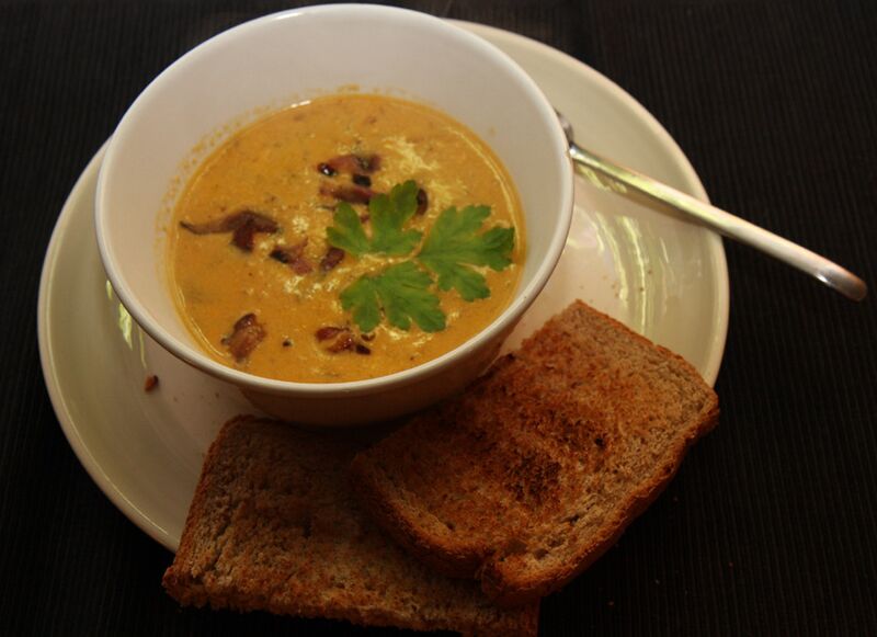 File:Cheese and smoky bacon soup with celery recipe.jpg