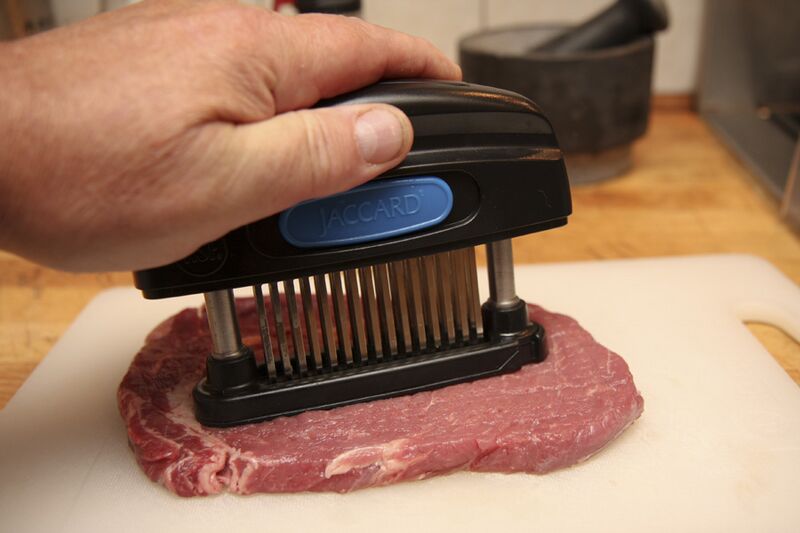 Jaccard meat tenderiser.jpg