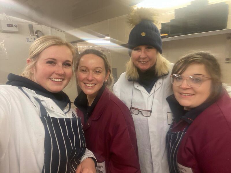 File:Russells Butchers of Upwell Norfolk Staff and butchers.jpg