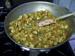 Spicy meat samosa filling